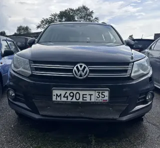Продажа, Автомобиль "Фольксваген тигуан", ГРЗ:М490ЕТ35, VIN XW8ZZZ5NZCG106141, 2011г.в., (ключи и документы отсутствуют). Залоговый