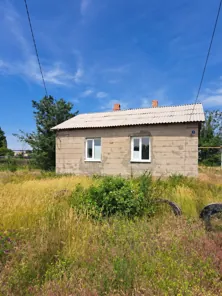 Продажа, здание 132 кв.м с земельным участком, п. Безымянское, КН 64:38:000000:3079