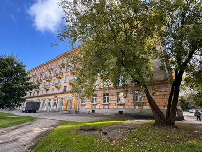 Продажа, нежилое помещение 95,9 кв.м, г. Санкт-Петербург, КН 78:10:0005170:3477