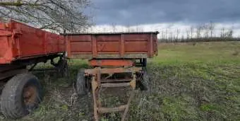 Продажа, тракторный прицеп мод 2ПТС-4-887Б, 2001 года выпуска, заводской номер машины 131594, цвет зеленый…