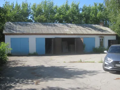 Продажа, здание 550 кв.м с земельным участком, п. Базарно-Карабулакское, КН 64:04:230409:31