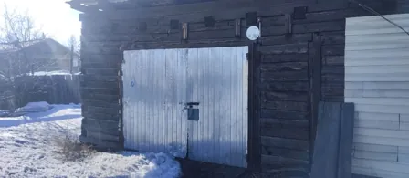 Продажа, здание 40 кв.м с земельным участком, п. Хандыга, КН 14:28:008003:959