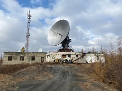 Продажа, здание 243,1 кв.м с земельным участком, пгт Батагай, КН 14:09:000000:267