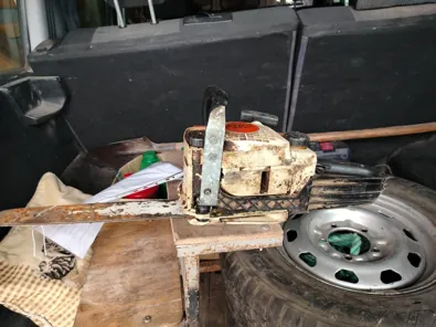 Бензопила марки "Штиль-180", заводской номер 262407097, 1 шт. + Шуруповерт марки "Bosch", 1 шт. + Бензопила марки "Shtil MS180" в корпусе бело-оранжевого цвета, 1 шт. + Бензопила марки "ShtilMS 180" в корпусе бело-оранжевого цвета, заводской номер 291168498, 1 шт. Единый лот. Сопроводительные документы отсутствуют.