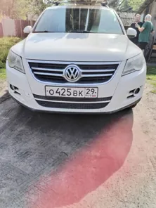 Продажа, Транспортное средство Volkswagen Tiguan, 2010 года выпуска, цвет – белый, VIN XW8ZZZ5NZBG103087…
