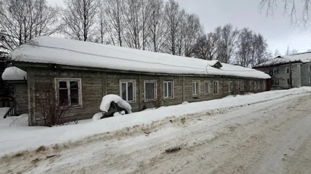 Продажа, здание 1 775 кв.м с земельным участком, г. Сыктывкар, КН 11:05:0107009:10
