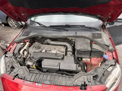 Продажа, Автомобиль марки "VOLVO S60", государственный регистрационный номер А675ХН51, красного…
