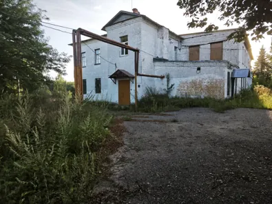 Продажа, здание 998,9 кв.м с земельным участком, п. Апраксинское, КН 44:07:010104:88