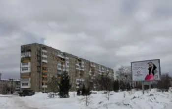 Продажа, 1/4 доли, квартира 60,2 кв.м, г. Лысьва, КН 59:09:0013904:977