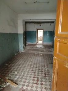 Продажа, здание 1 925 кв.м с земельным участком, п. Караваевское, КН 44:07:030101:168