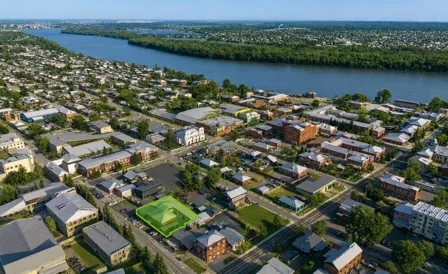 Продажа, здание 302,4 кв.м с земельным участком, г. Бийск, КН 22:65:016212:84