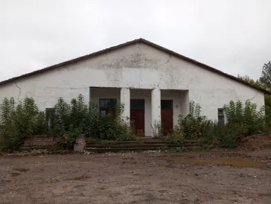 Продажа, здание 442,2 кв.м с земельным участком, п. Уржумское, КН 43:35:510704:217