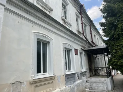 Продажа, здание 1 596,9 кв.м с земельным участком, г. Задонск, КН 48:08:0720612:159