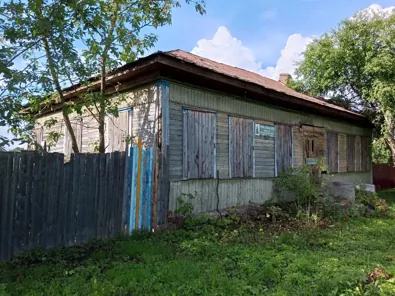 Продажа, здание 137,8 кв.м с земельным участком, п. Яр, КН 18:25:050005:924