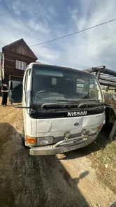 Продажа, Грузовой бортовой, Nissan Atlas, 1998 г.в., г/н С737МС14, цвет белый, номер шасси (рамы) R8F23001690, № двигателя 059631…