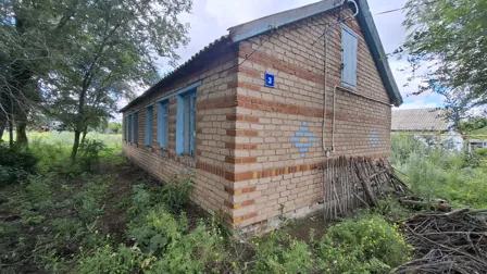 Продажа, здание 63 кв.м с земельным участком, п. Родничнодольский сельсовет, КН 56:23:1402001:80