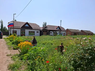 Продажа, здание 1 500 кв.м с земельным участком, п. Старонижестеблиевское, КН 23:13:0402006:139