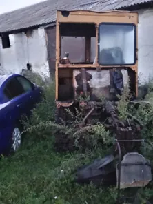 Продажа, Трактора, 3 шт. и прицепы 2 шт