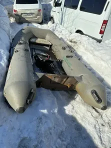 Продажа, Лодка "Prof Marine" с подвесным мотором марки "Parsun", весла 2шт