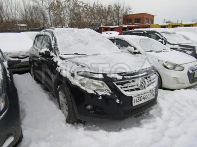 Продажа, Volkswagen Tiguan, 2011 года, 150 лс, 161097 км, VIN XW8ZZZ5NZBG111785