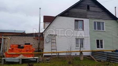 Продажа, 1/2 доли, квартира 94,4 кв.м, КН 18:28:000099:324