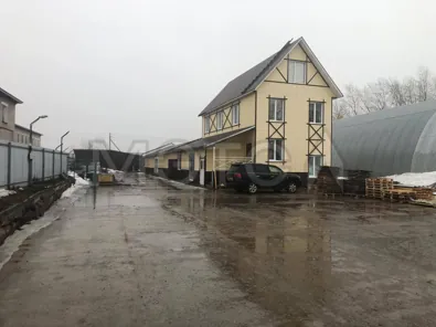 Продажа, здание 392,4 кв.м с земельным участком, г. Котлас, КН 29:24:010301:114