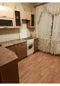 Продажа, 1/4 доли, квартира 33,8 кв.м, г. Тамбов, КН 68:29:0210002:1594