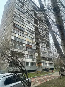 Продажа, 2/3 доли, жилое помещение 38,2 кв.м, КН 77:04:0003008:9653