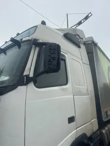 Продажа, Грузовой тягач седельныймарки: VOLVO, модель: FH 12.420, год выпуска: 2005г., (VIN…